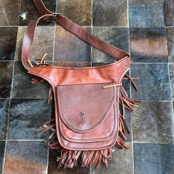 Hand-crafted Leather Fringed Adjustable Hip Belt-
Bumbag (unisex) - Picture 3 of 14